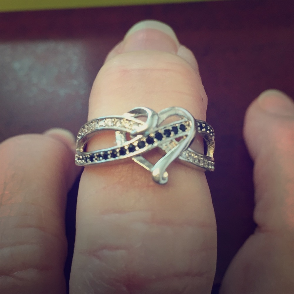 Ladies ring